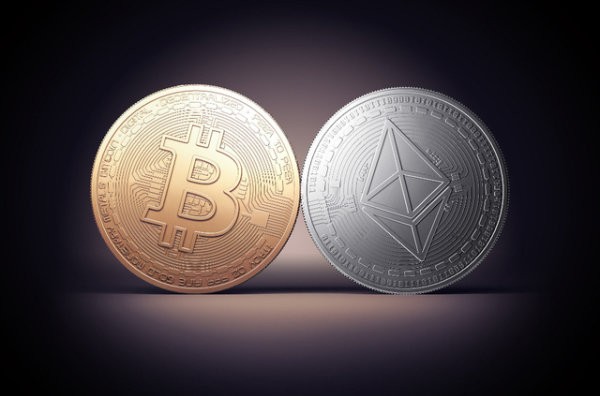 Il n'y a pas que le Bitcoin dans le vie, il y a aussi l'ethereum (à droite). (Photo: Venturebeat.com)
